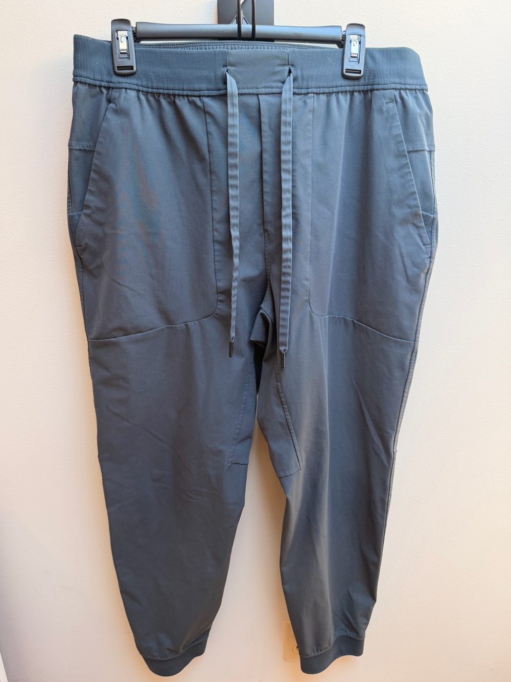 lululemon athletica Men's Charcoal Drawstring Jogger Pants